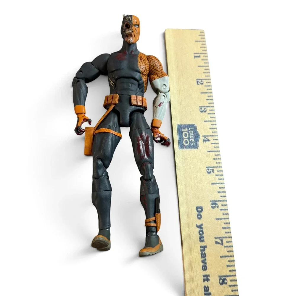 McFarlane DC Multiverse DCeased Deathstroke Action Figure Zombie 7 Inch 2021